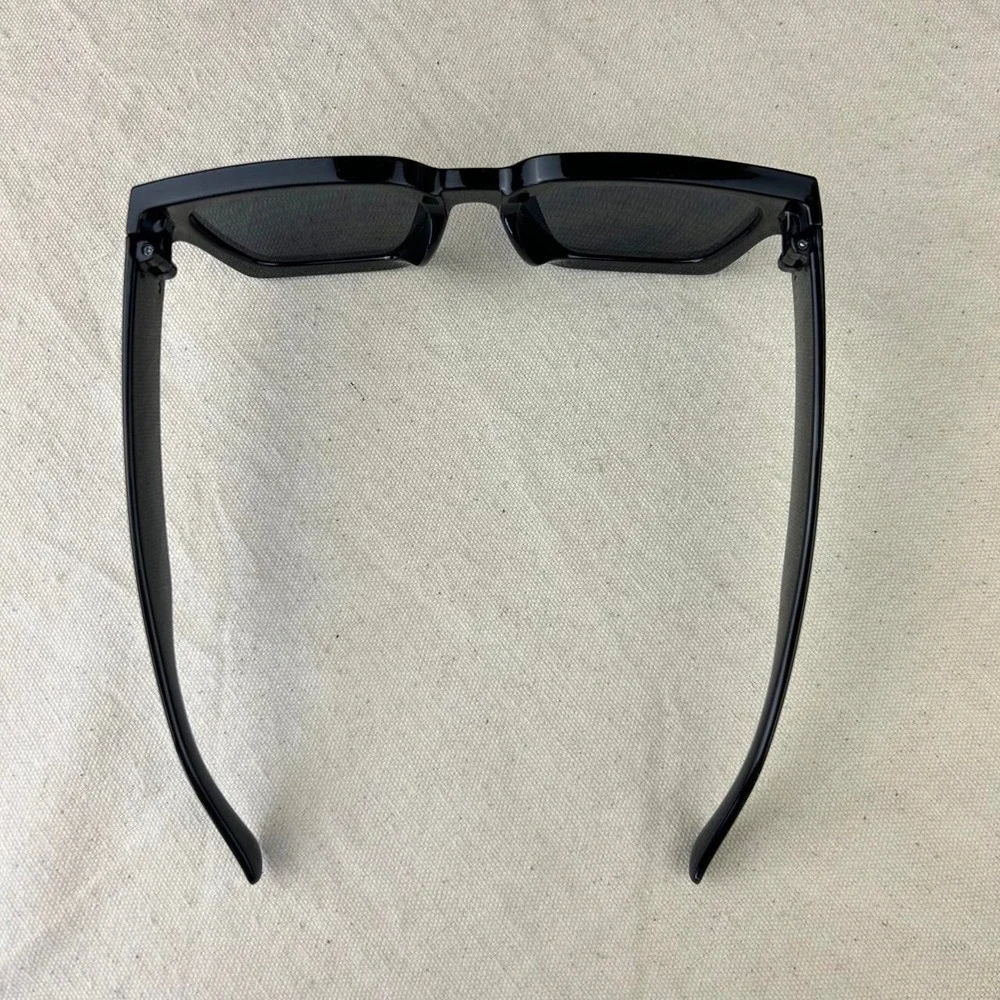 Surfer style black squared sunglasses y2k cyber grunge techno